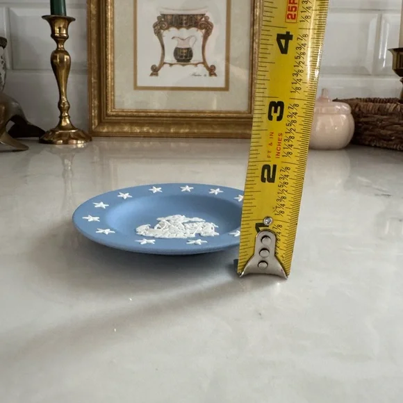 Wedgwood Society Blue Jasperware Crossing The Delaware Trinket Dish - Picture 5 of 5